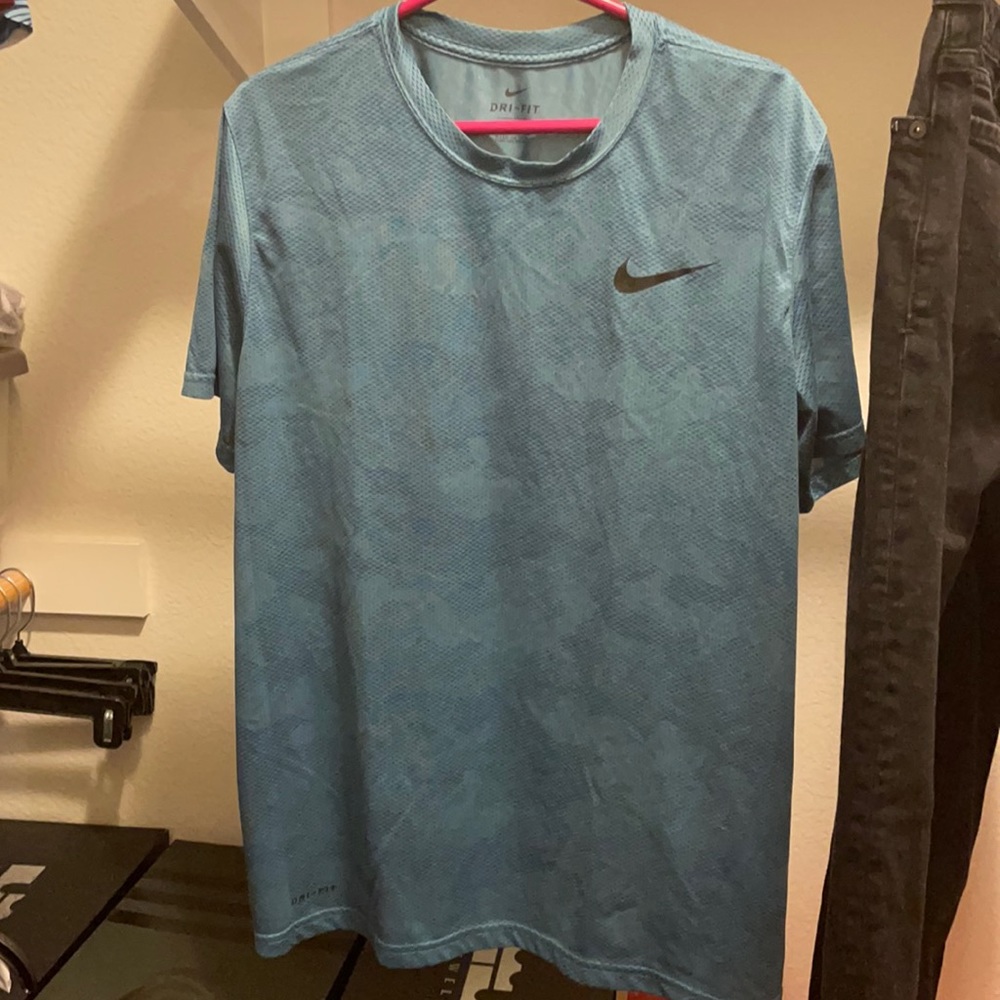 Kids Nike Workout Shirt (Dri-fit)